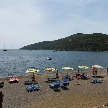 Casa Del Golfo Aparthotel