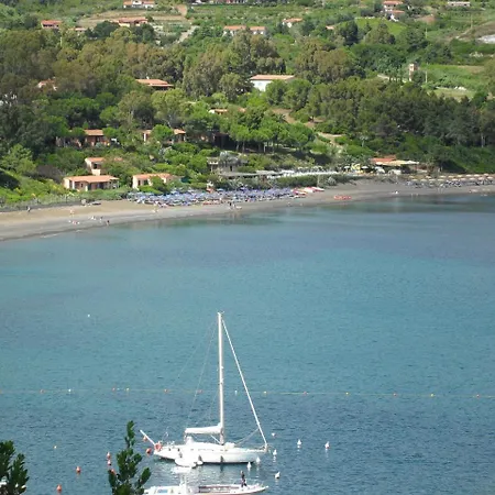 Casa Del Golfo Aparthotel
