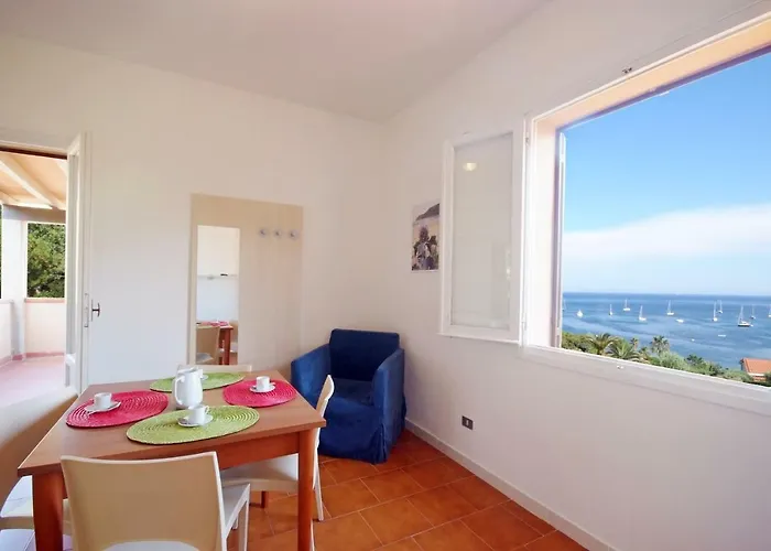 Casa Del Golfo لاكونا