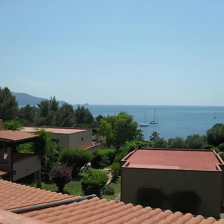 アパートホテル Casa Del Golfo 3*