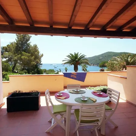 アパートホテル Casa Del Golfo 3*