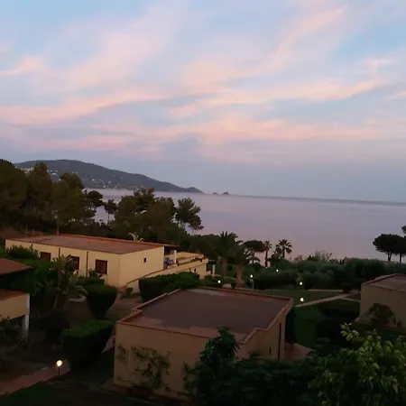 Lägenhetshotell Casa Del Golfo